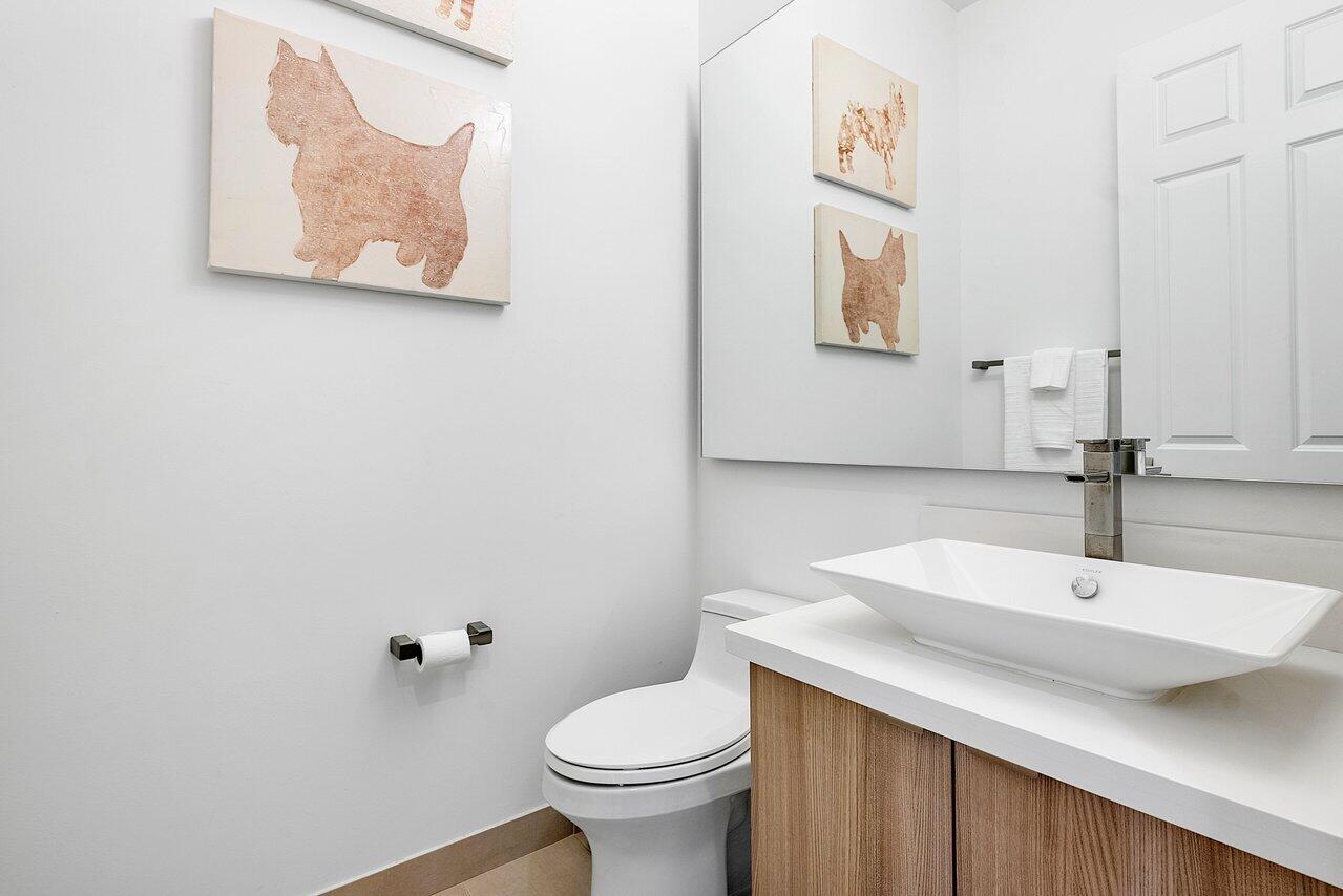 9180 Benedetta Place