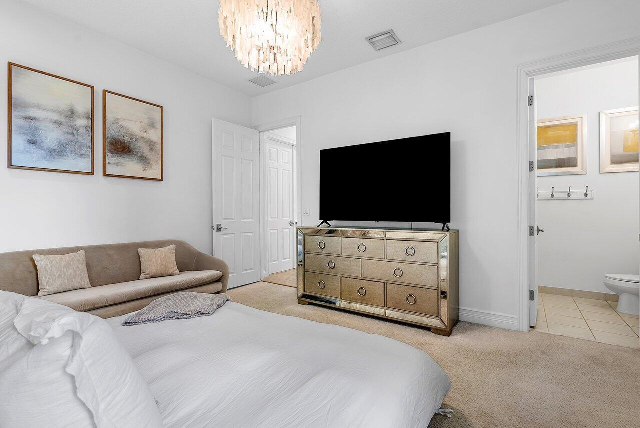 9180 Benedetta Place