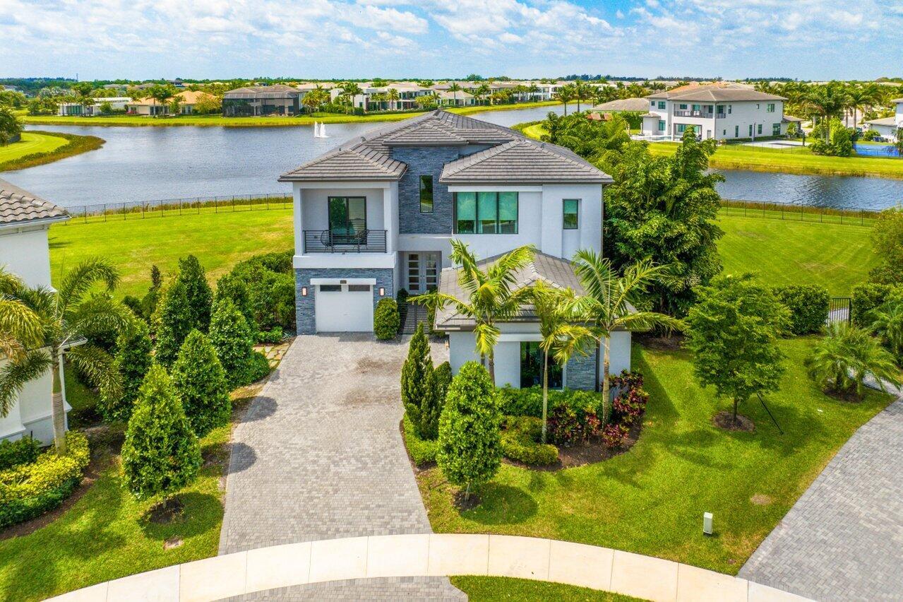 9180 Benedetta Place