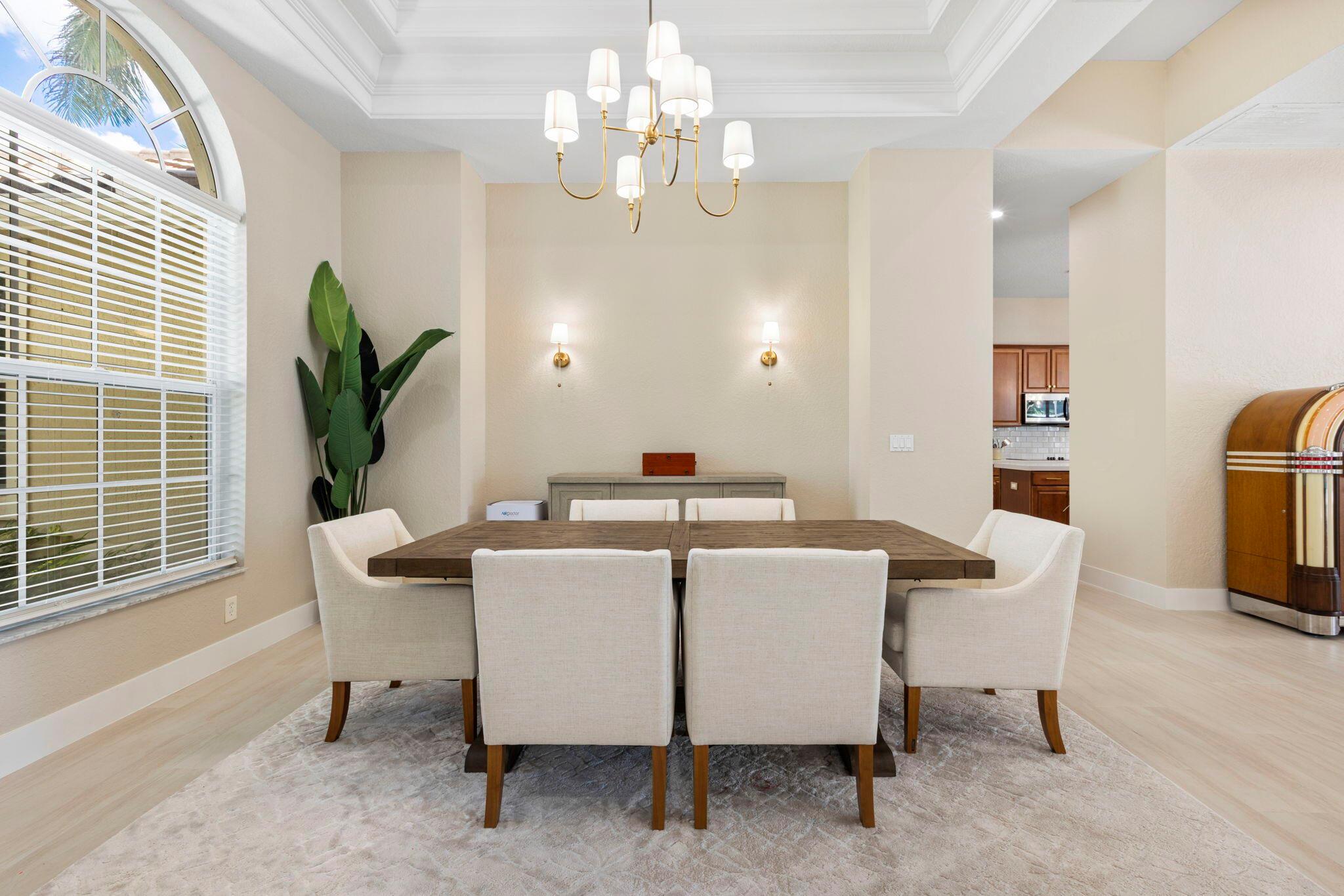 21159 Falls Ridge Way