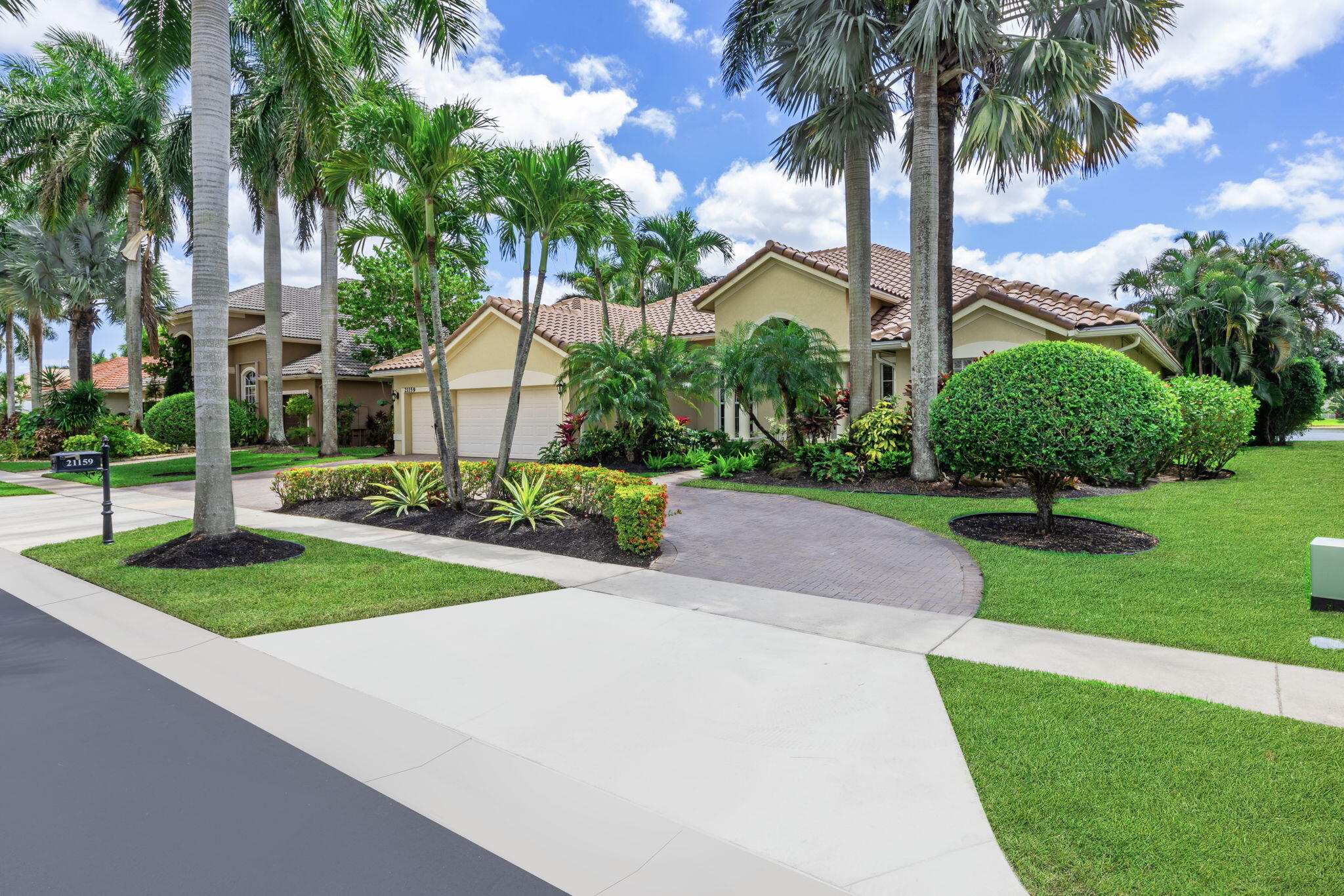 21159 Falls Ridge Way