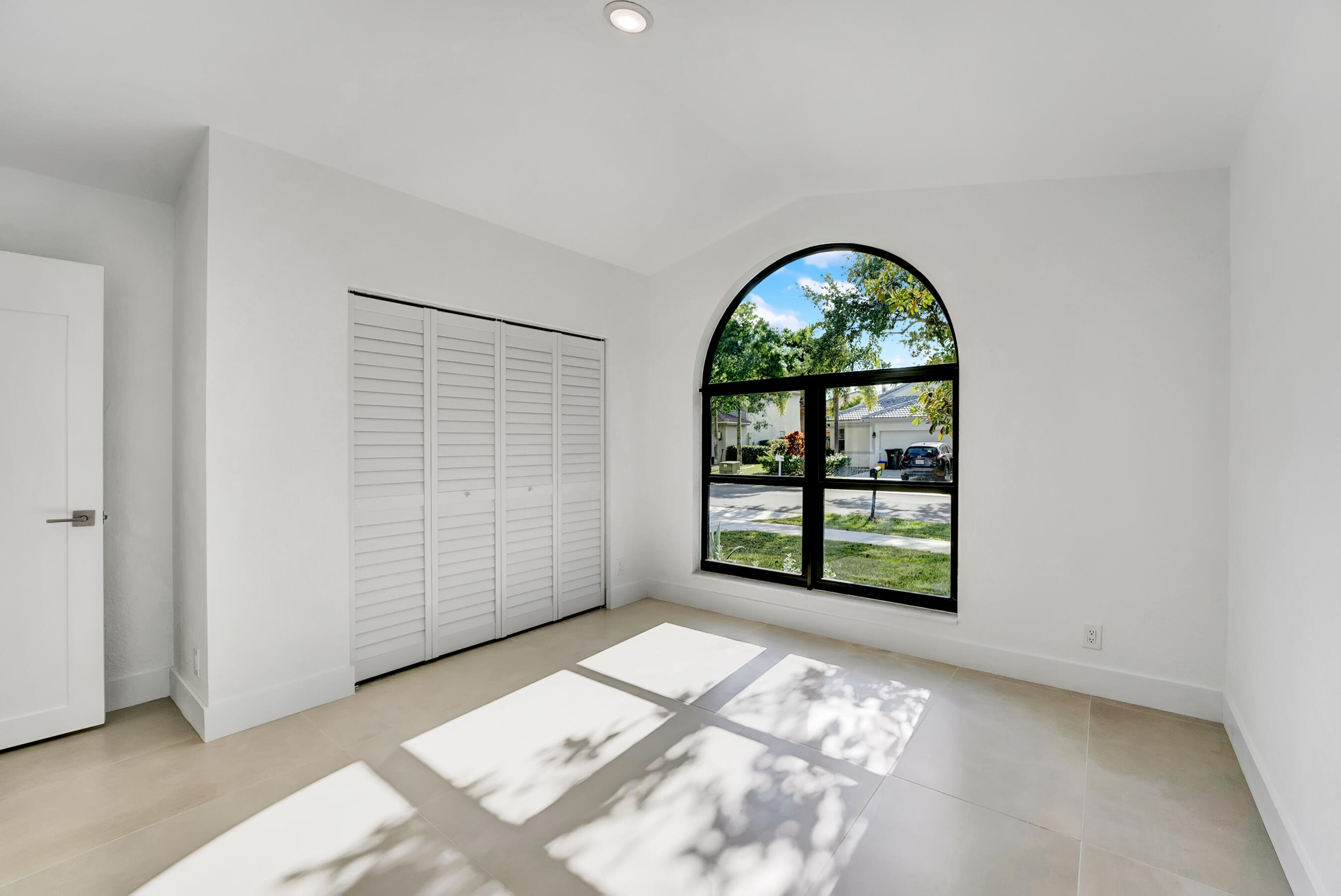 1175 Sea Grape Circle