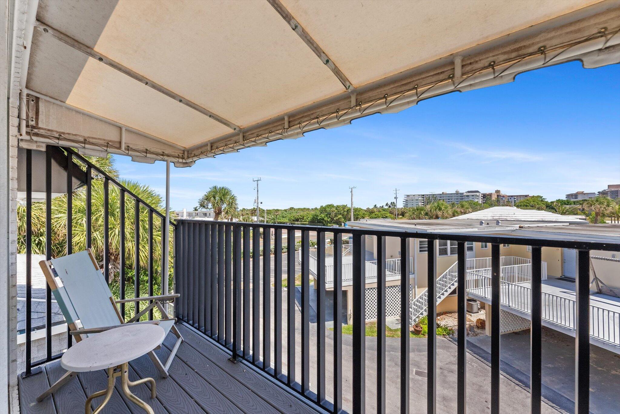 1194 Hillsboro Mile 31