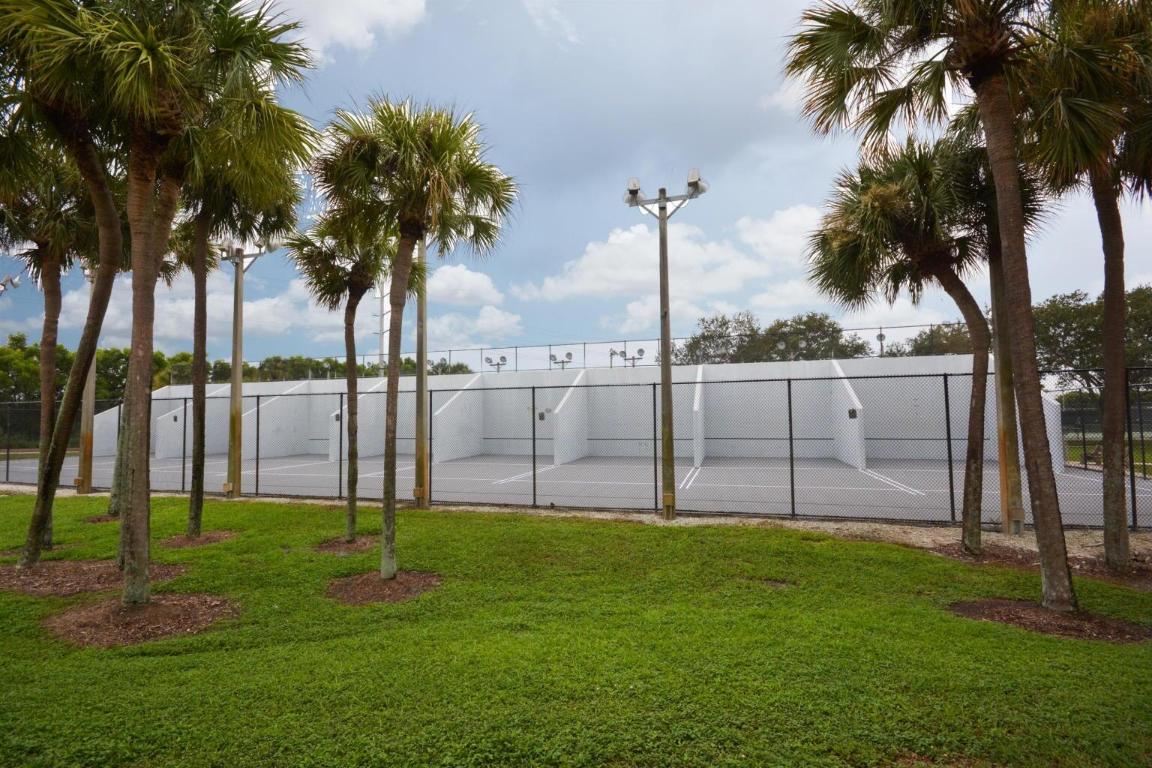 128 Lancaster Road, Boynton Beach