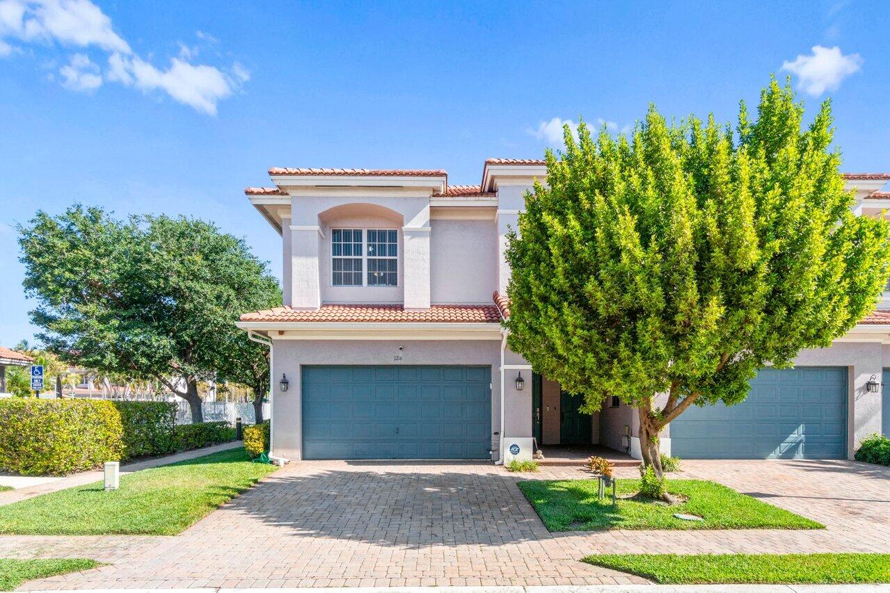 128 Lancaster Road, Boynton Beach