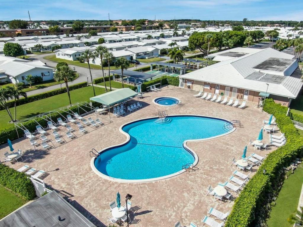 1590 SW 14th Avenue, Boynton Beach