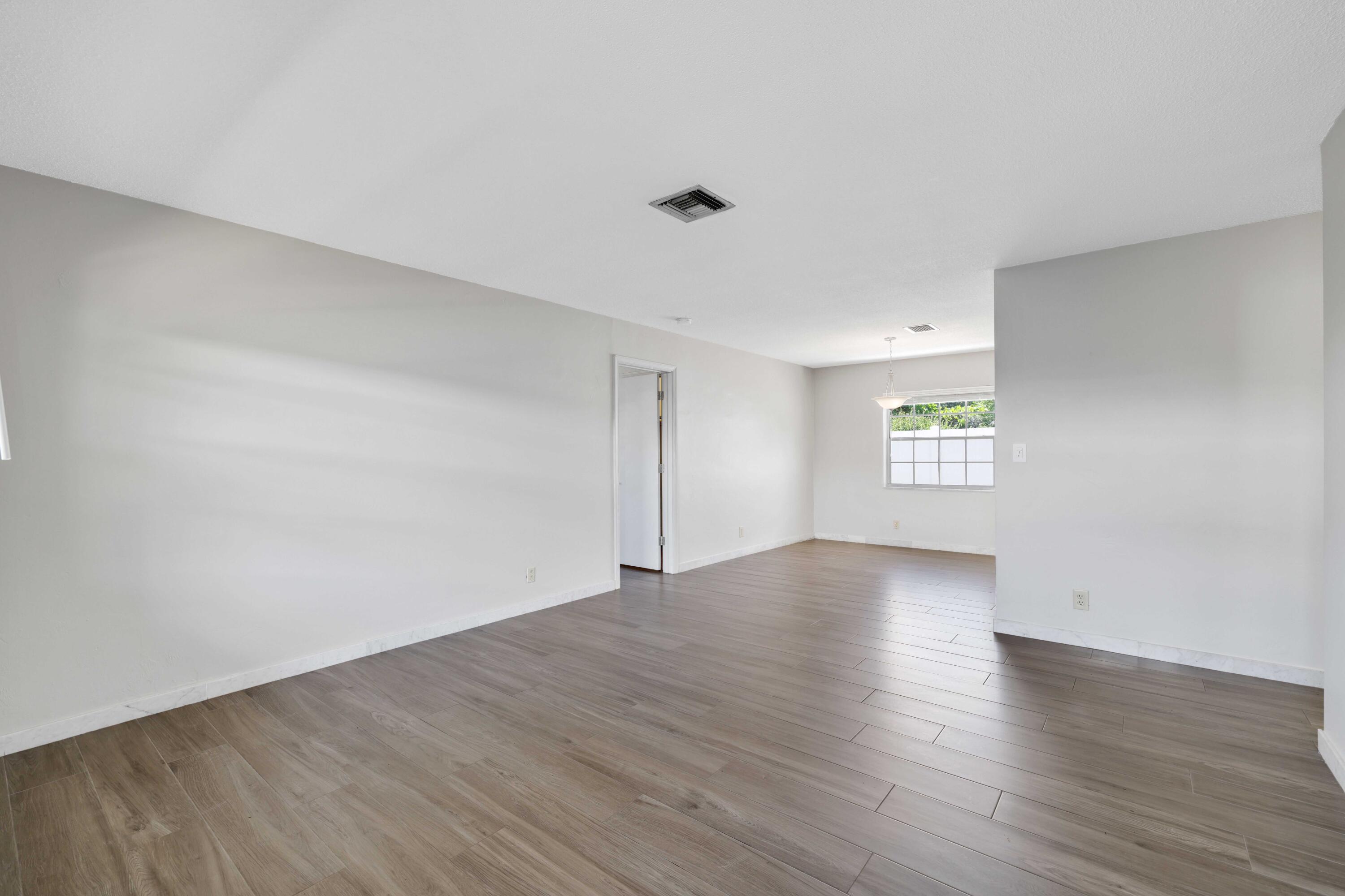 420 NE 11th Avenue 1-2