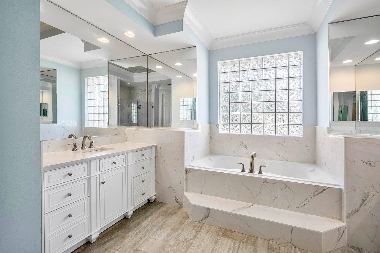 21175 Falls Ridge Way, Boca Raton