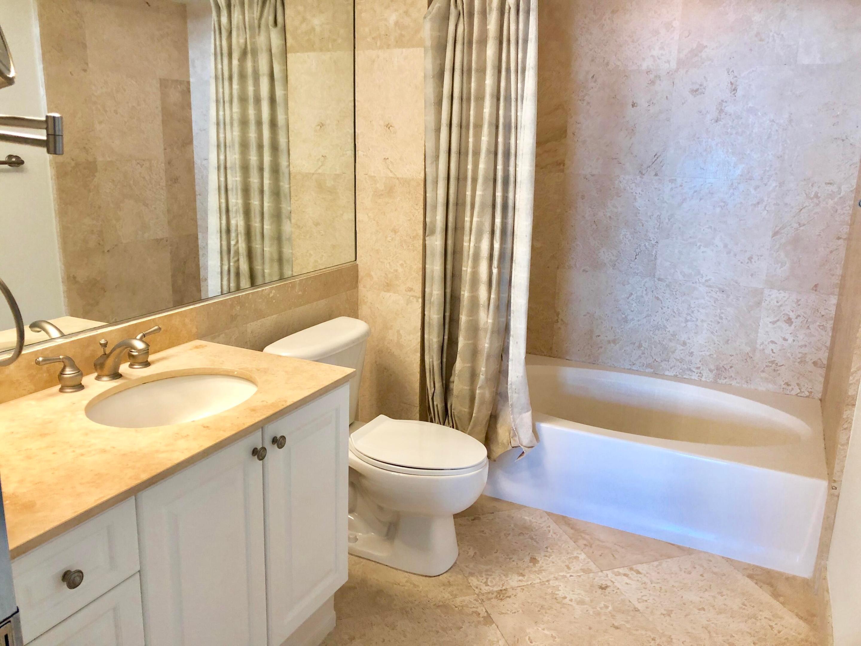 99 SE Mizner Boulevard 836