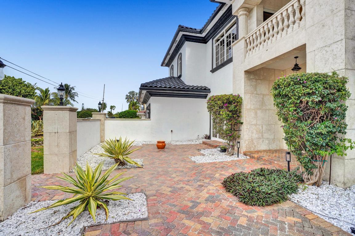 3416 NE 31 Avenue, Lighthouse Point