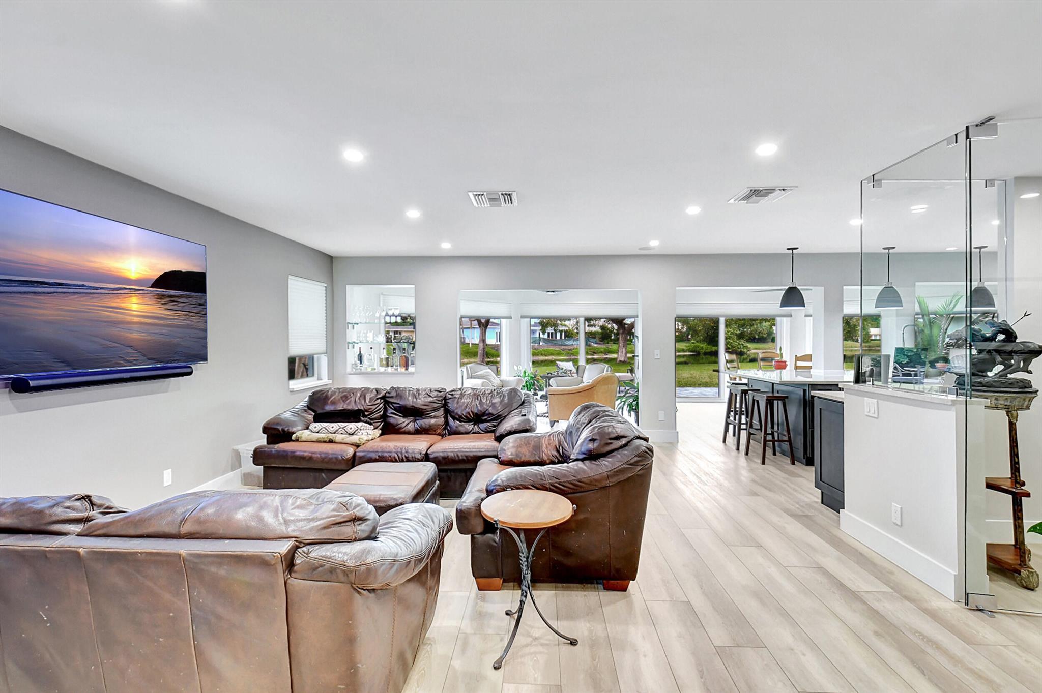 10 Slash Pine Drive