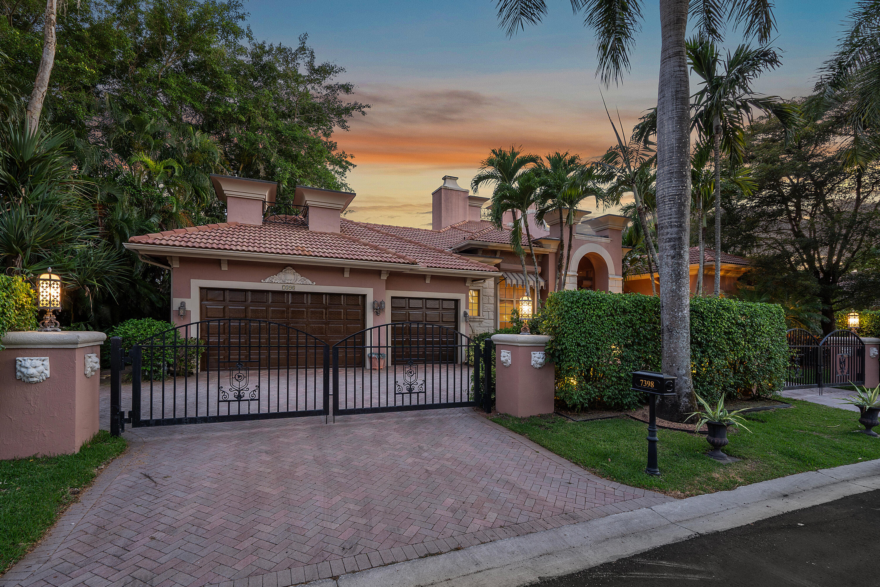 7398 Orangewood Lane, Boca Raton