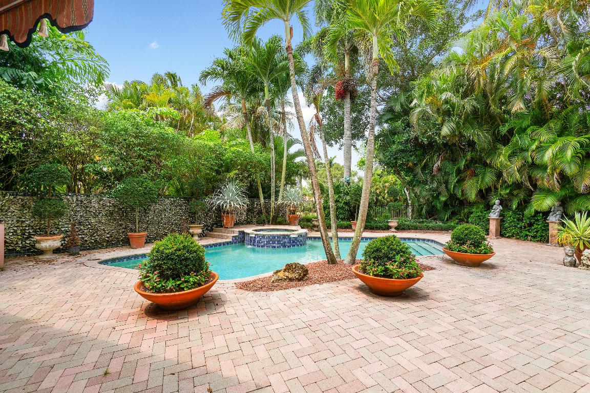 7398 Orangewood Lane, Boca Raton