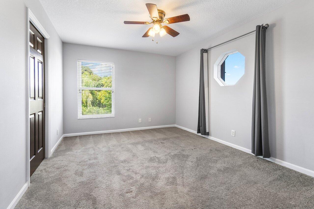 3048 El Camino Real