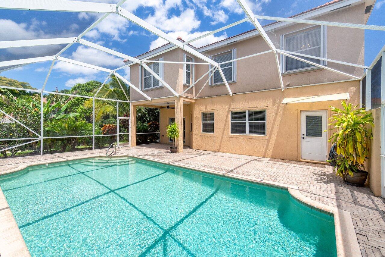 3048 El Camino Real