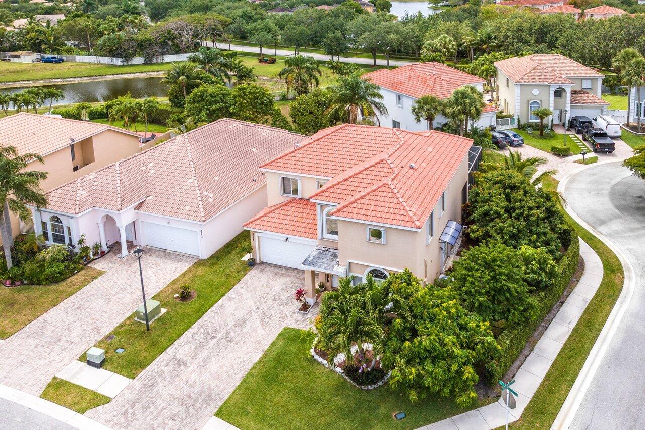 3048 El Camino Real