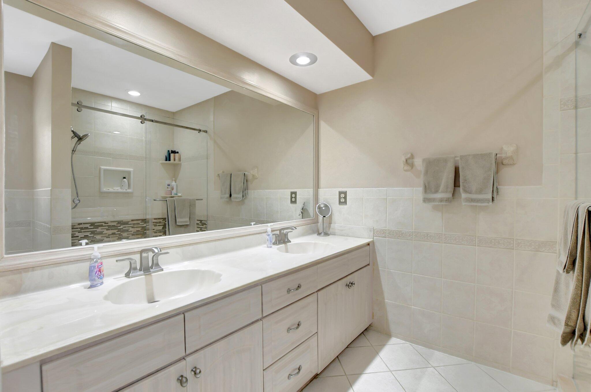 3137 Deer Creek Lakeshore Drive, Deerfield Beach