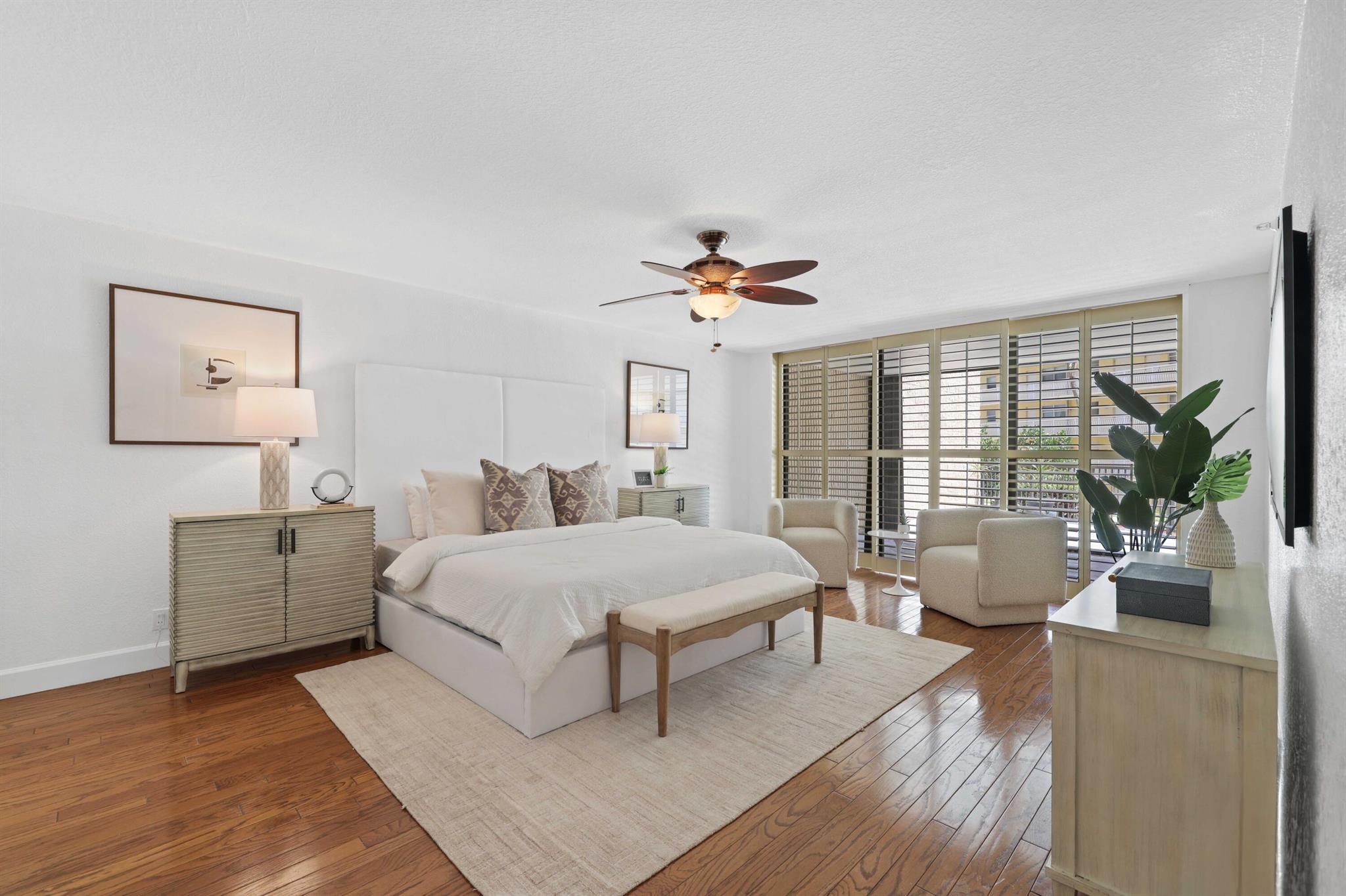 1167 Hillsboro Mile 110