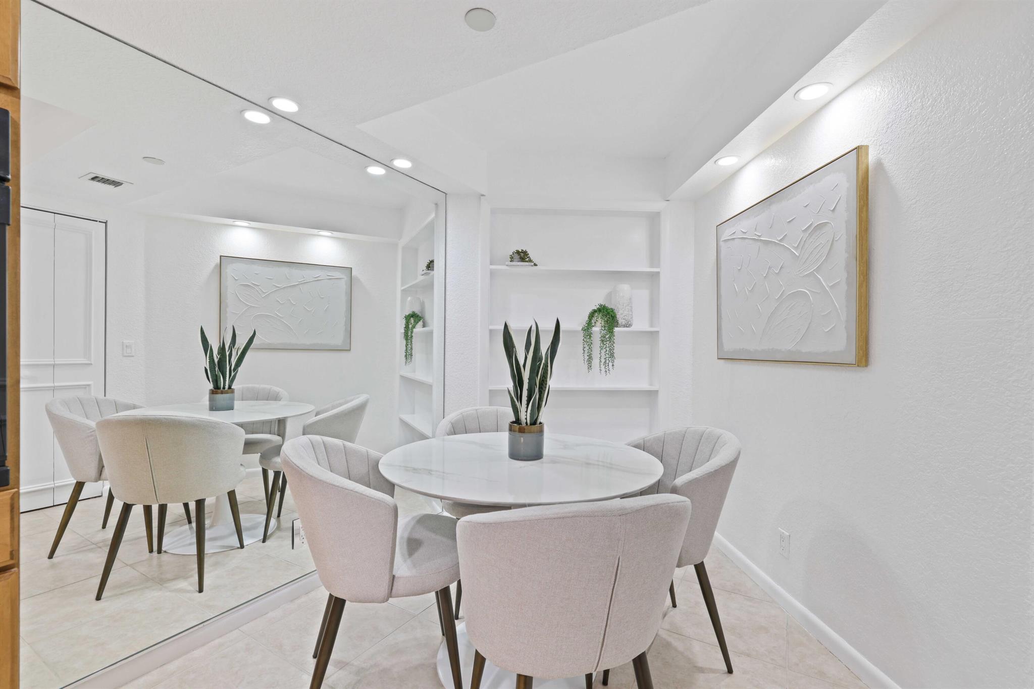 1167 Hillsboro Mile 110