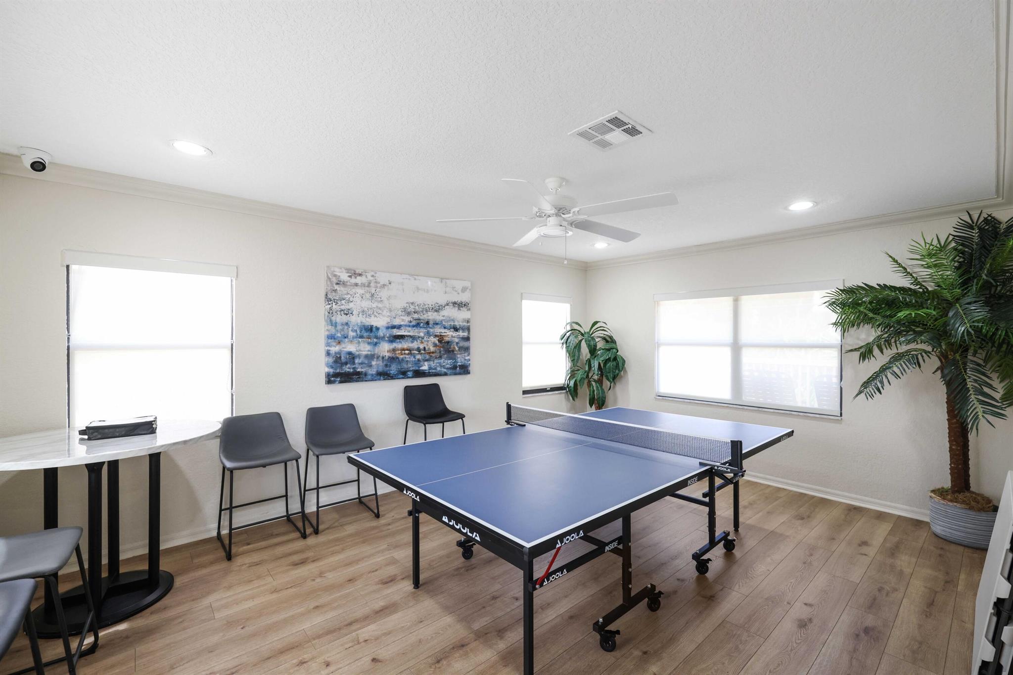 1167 Hillsboro Mile 110