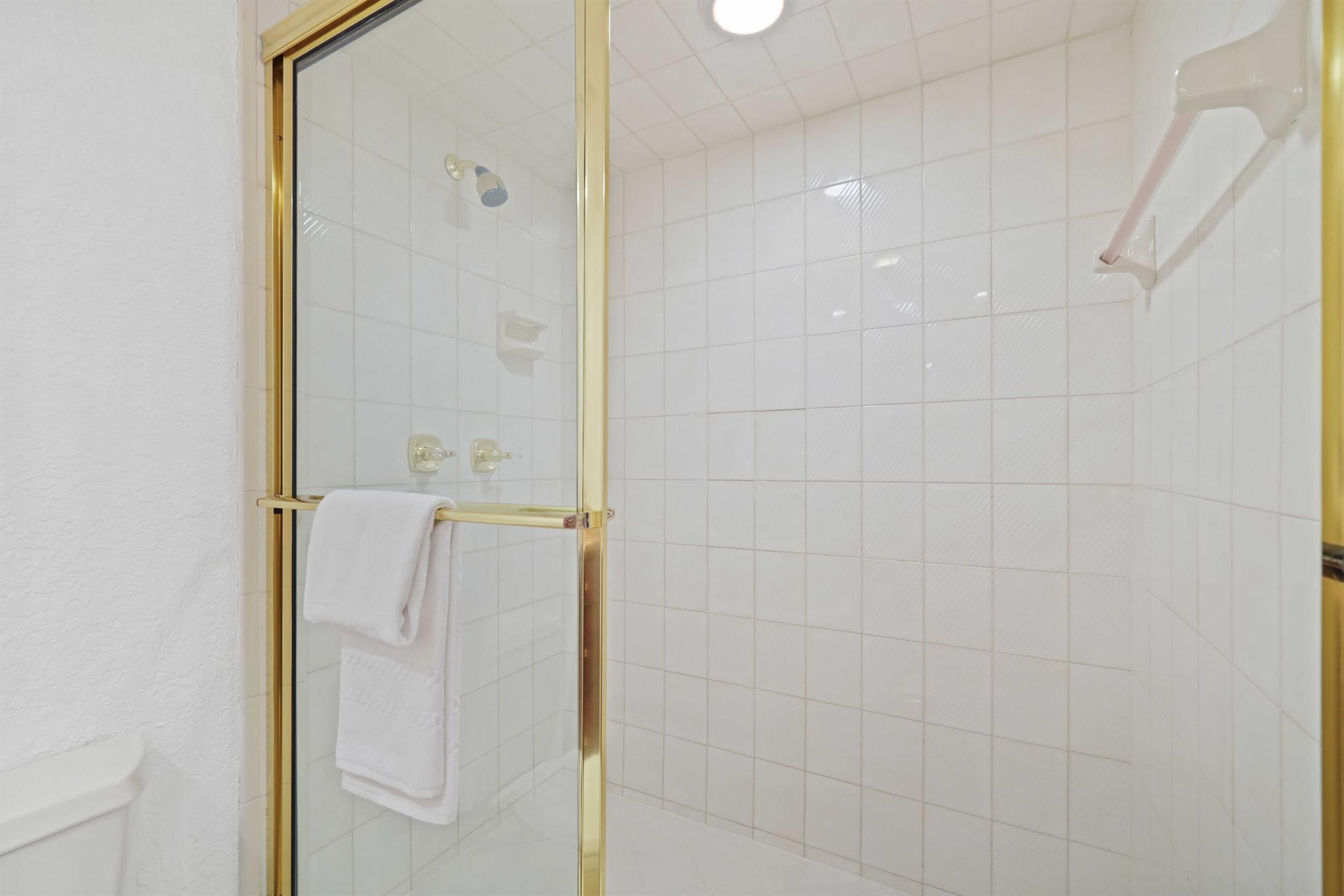 1167 Hillsboro Mile 110