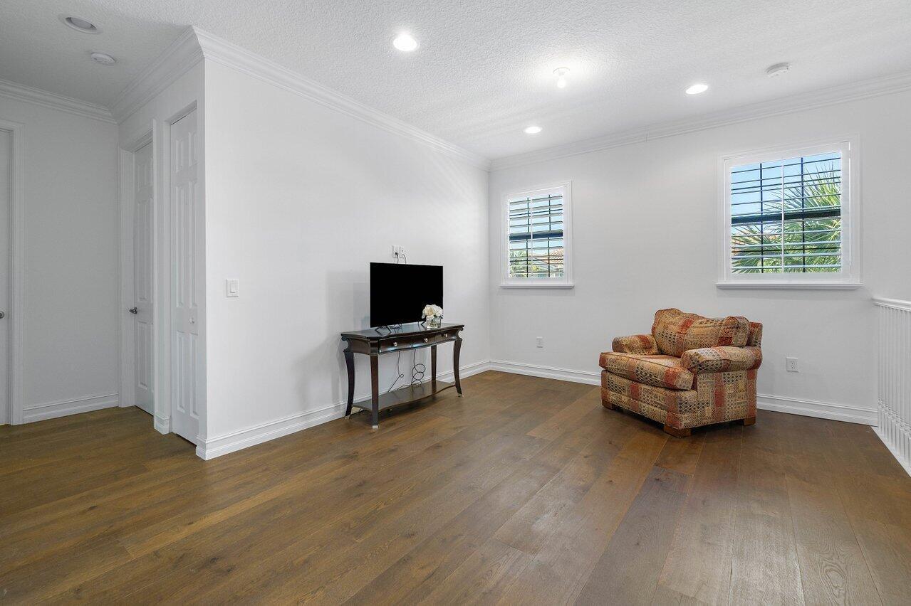 8084 Baltic Amber Road