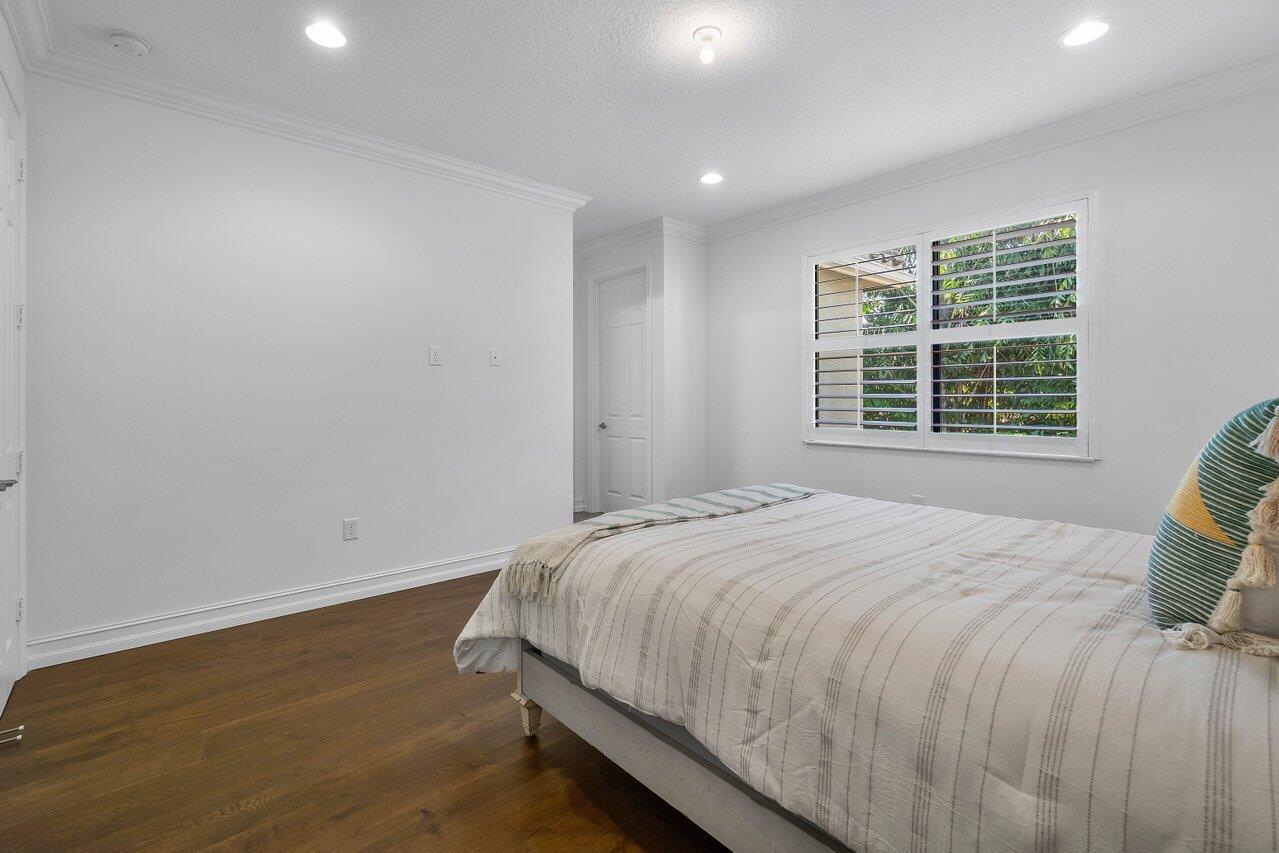 8084 Baltic Amber Road