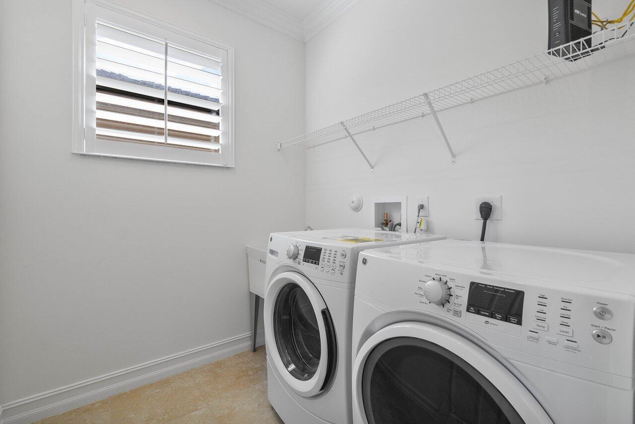 8084 Baltic Amber Road