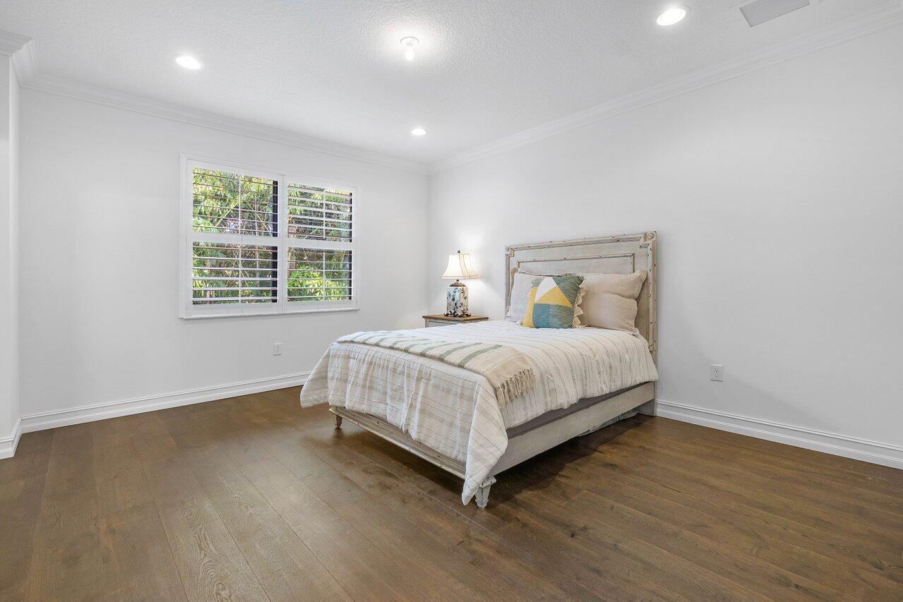 8084 Baltic Amber Road