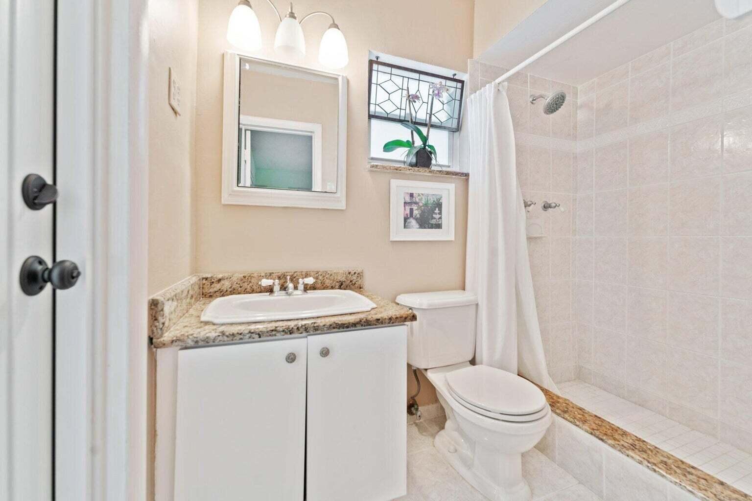 829 NW 7th Street