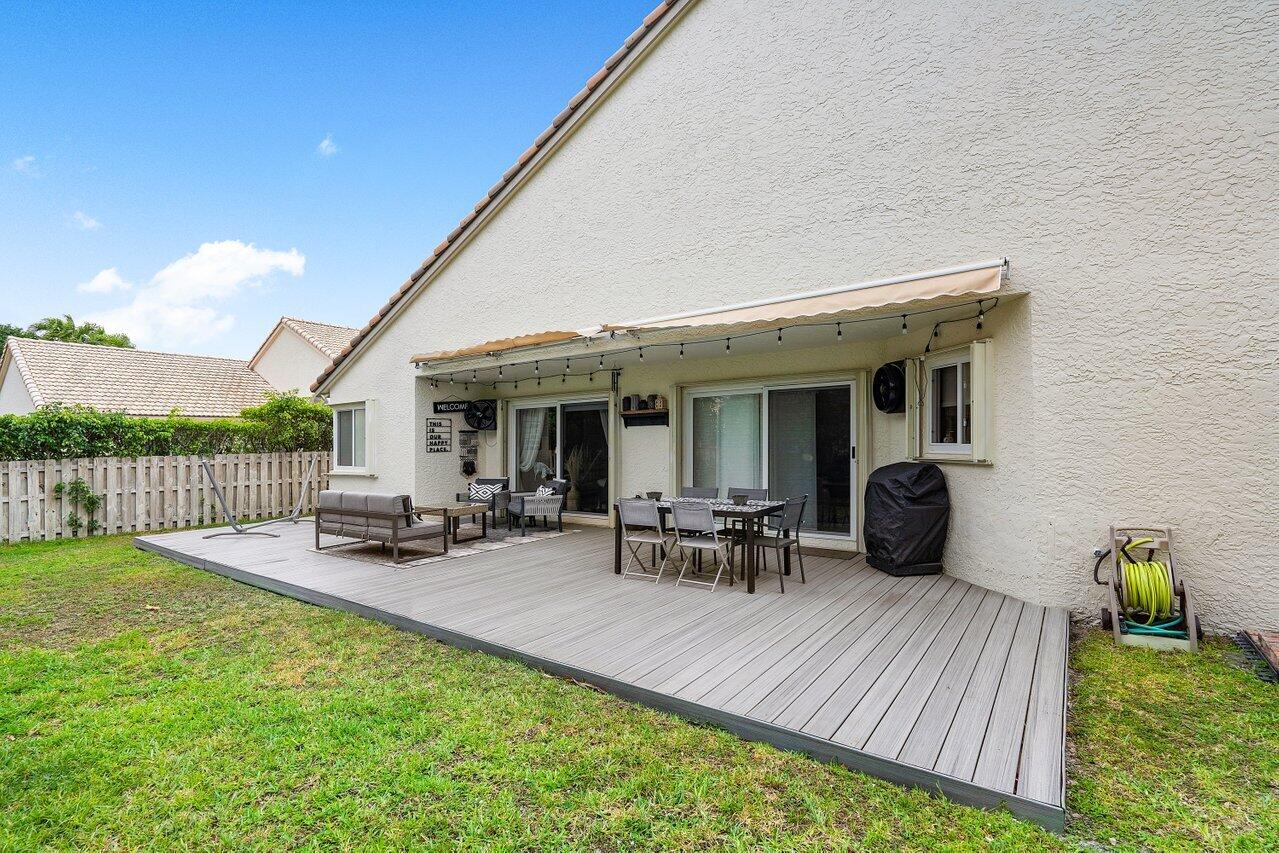 2943 E Abiaca Circle