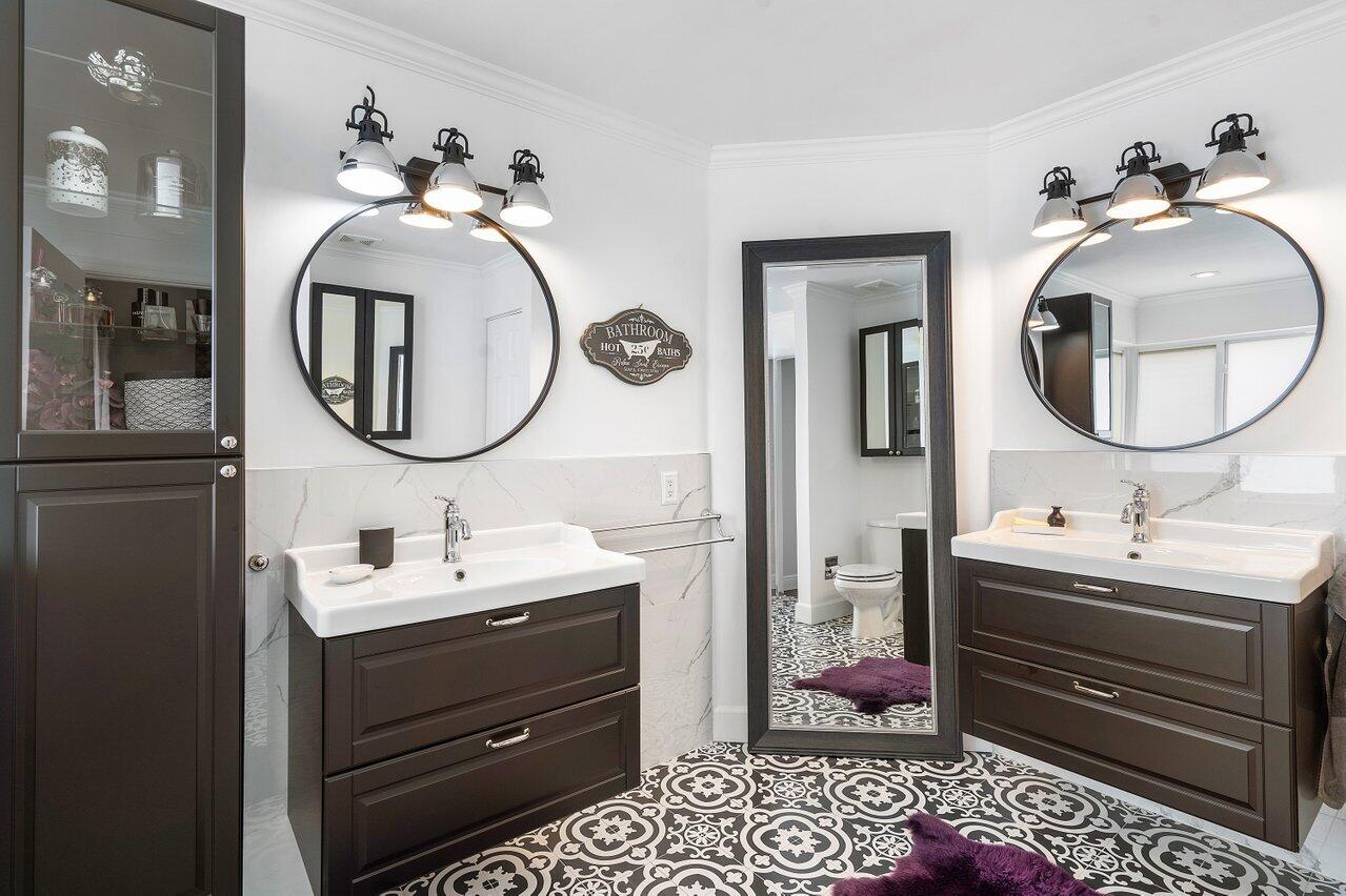 2943 E Abiaca Circle