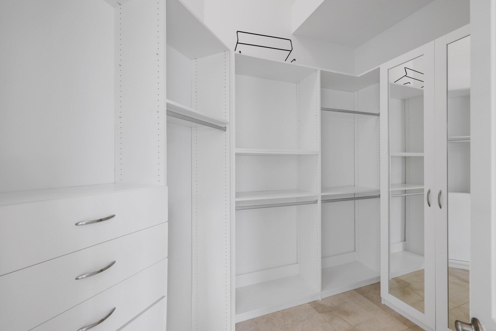 2751 NW 70th Boulevard