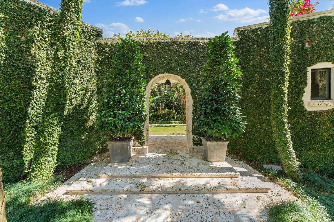 158 Bears Club Drive