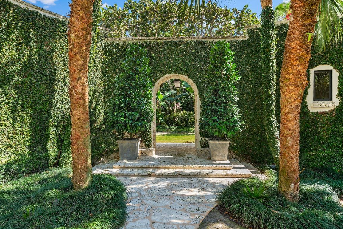 158 Bears Club Drive