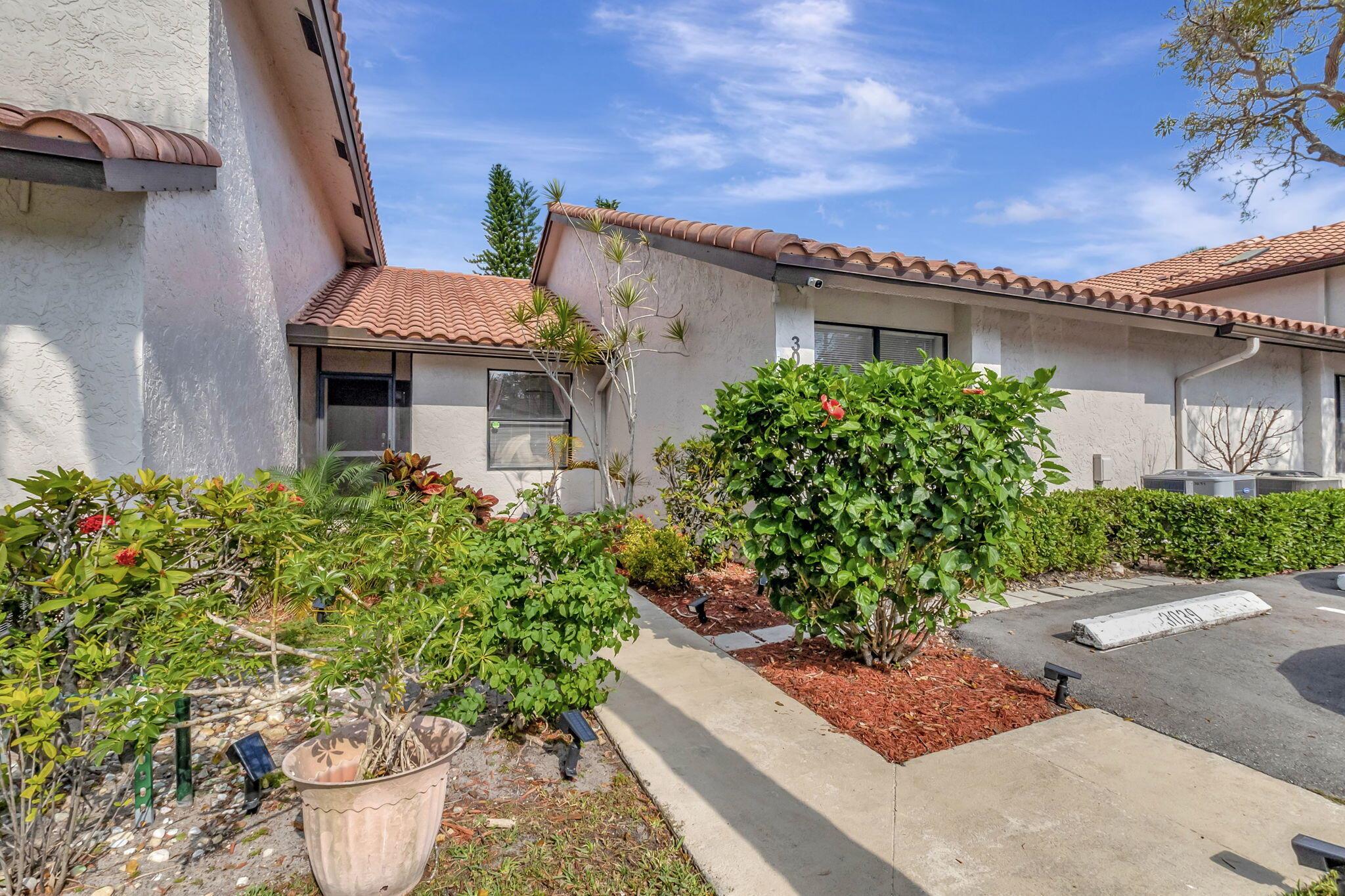 3039 Deer Creek Lake Shore Drive