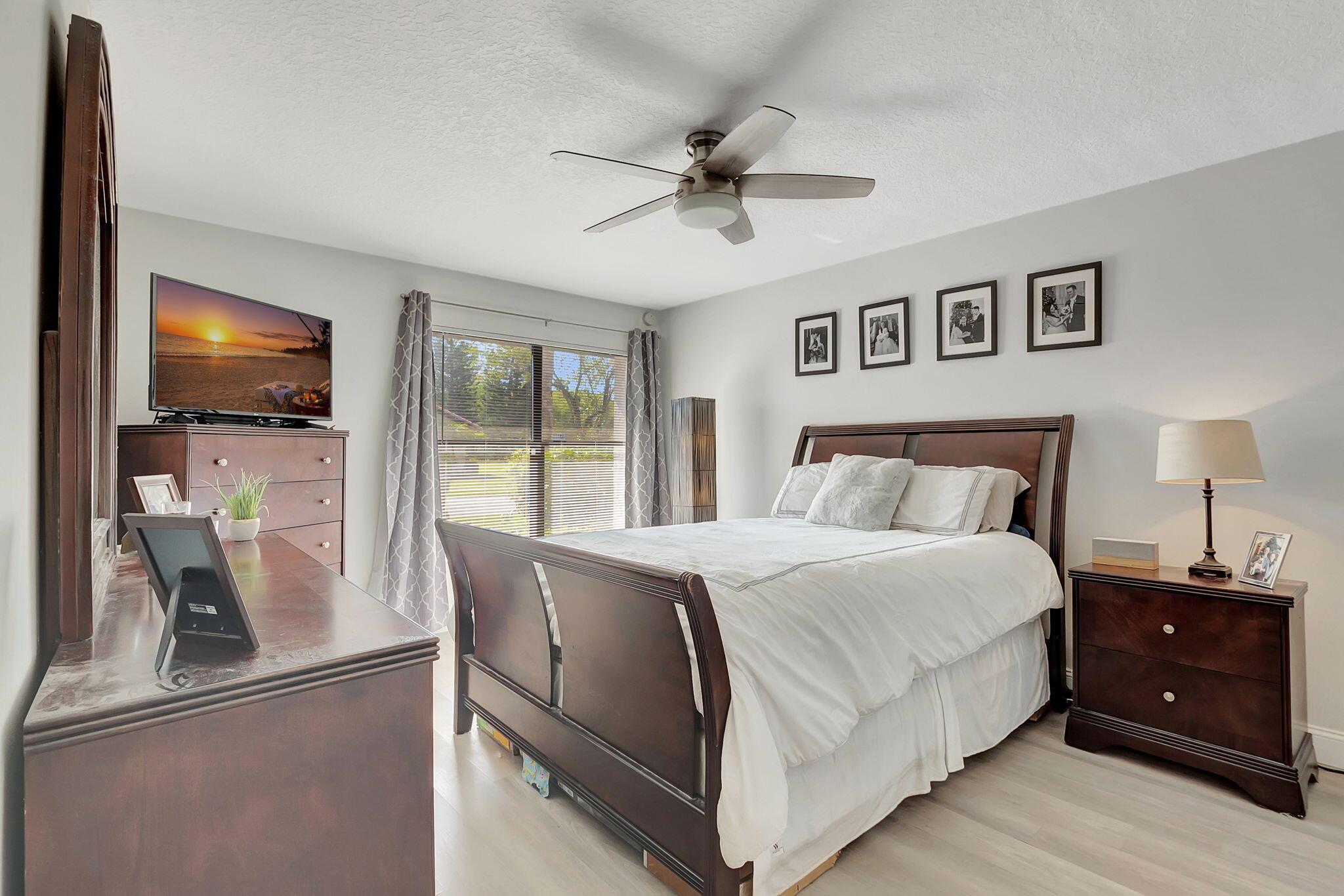 3039 Deer Creek Lake Shore Drive