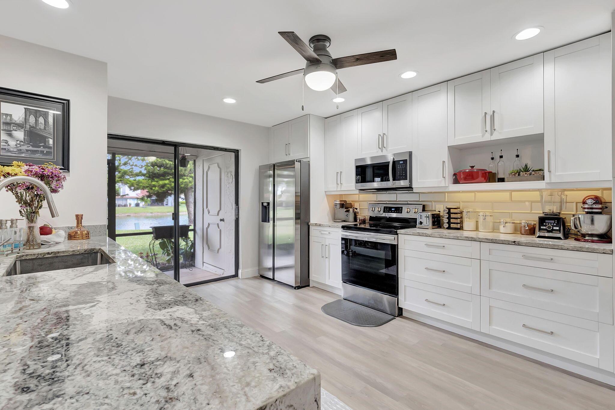 3039 Deer Creek Lake Shore Drive