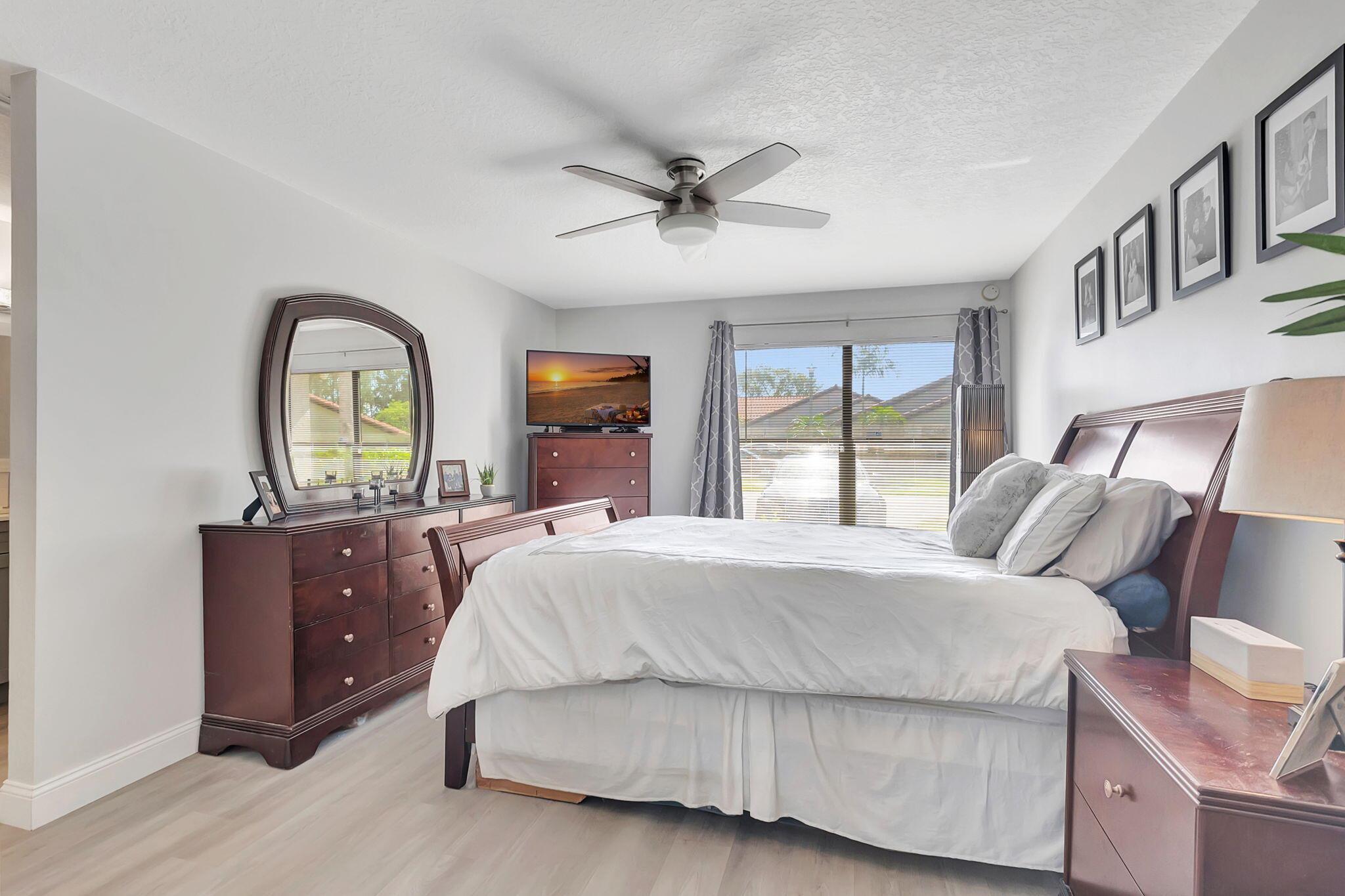 3039 Deer Creek Lake Shore Drive