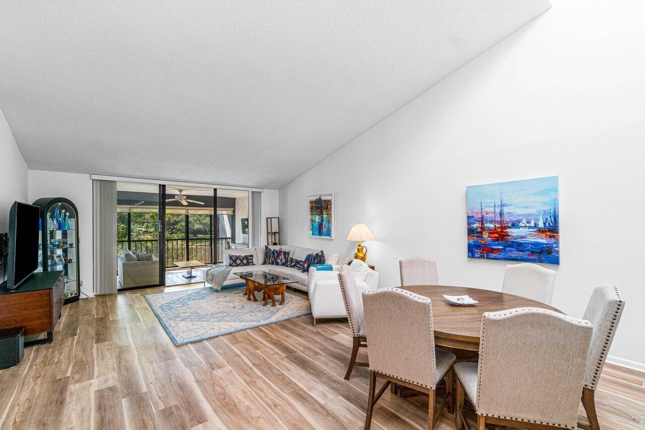 61 Eastgate Drive D