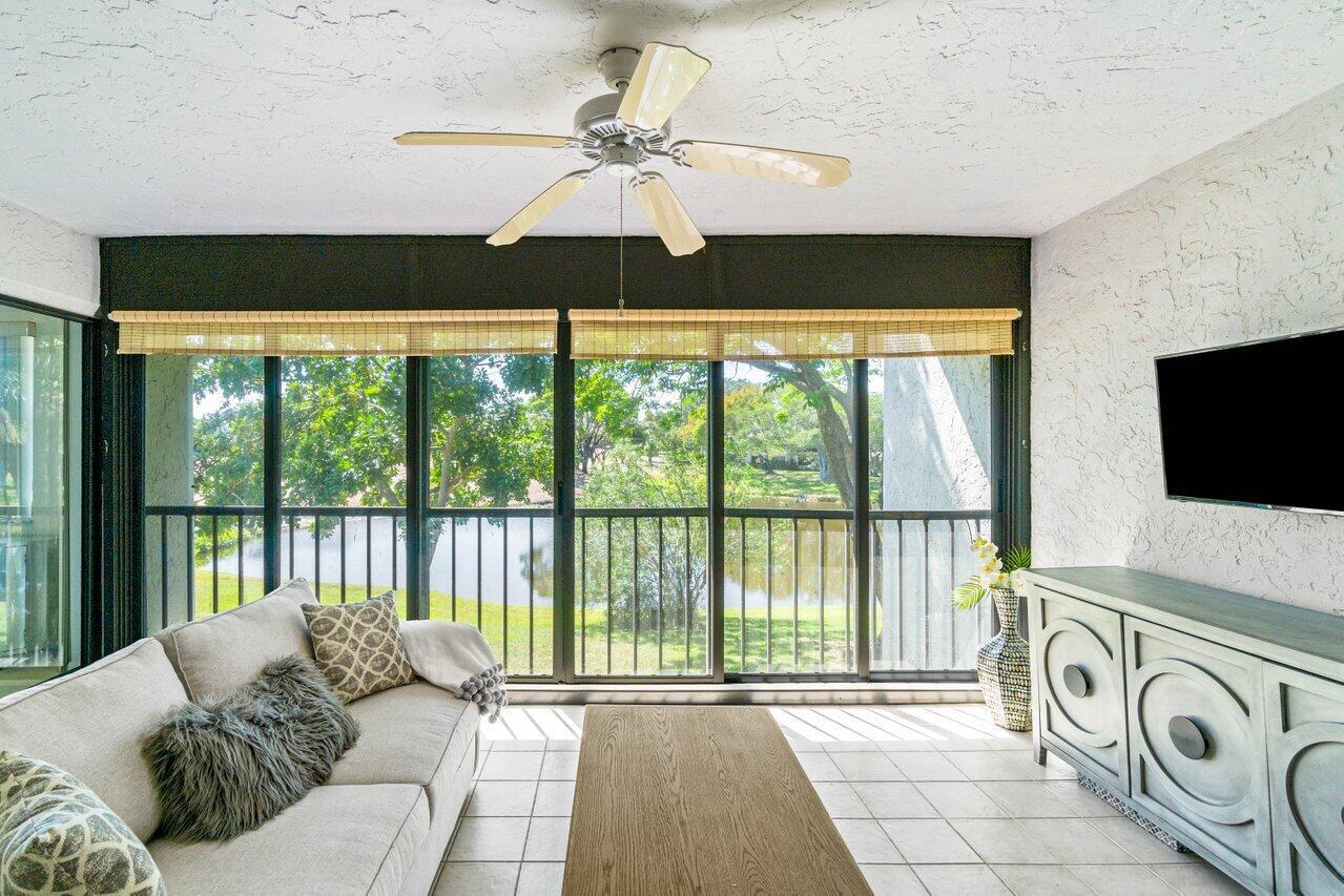61 Eastgate Drive D