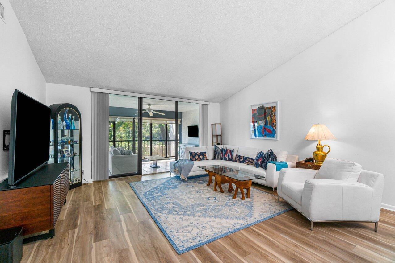 61 Eastgate Drive D