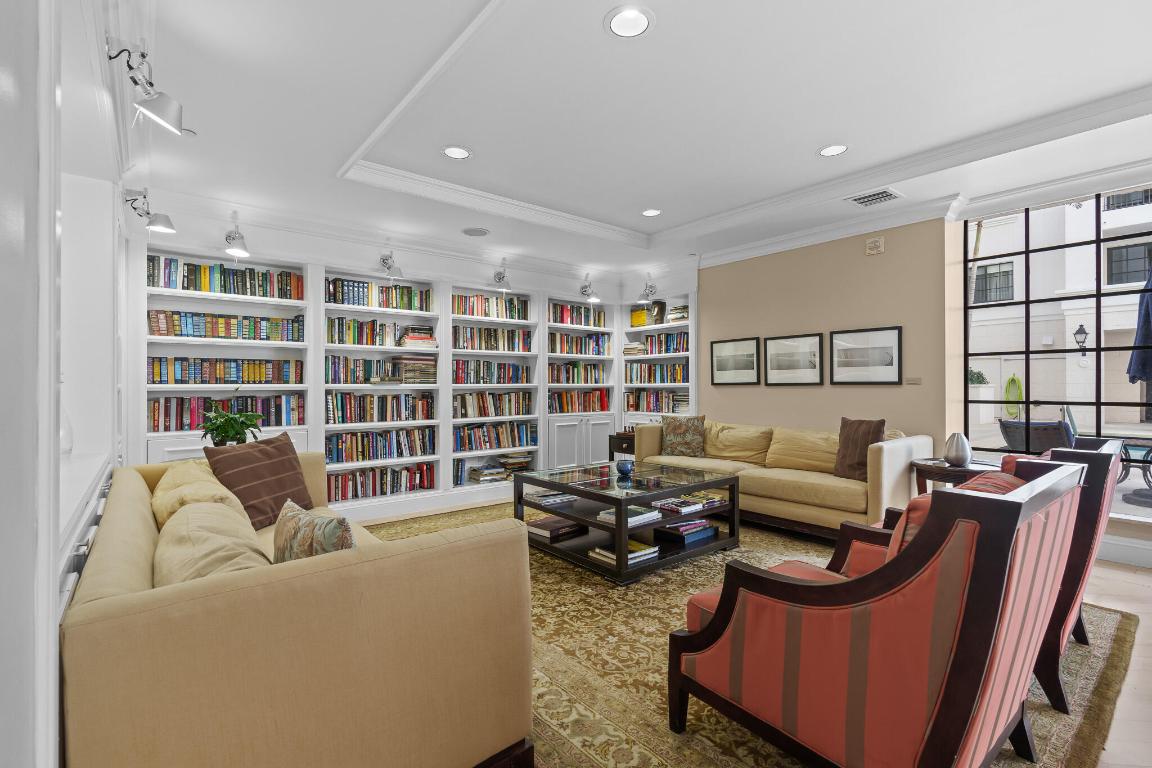 233 S Federal Highway 611, Boca Raton Unit: 611