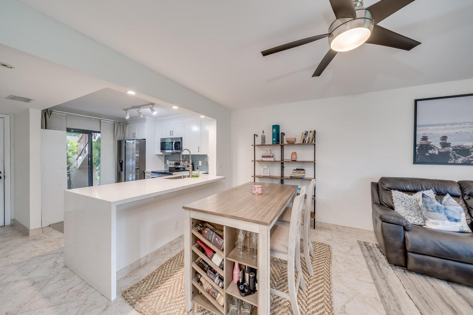3939 NE 5th Avenue D103, Boca Raton Unit: D103