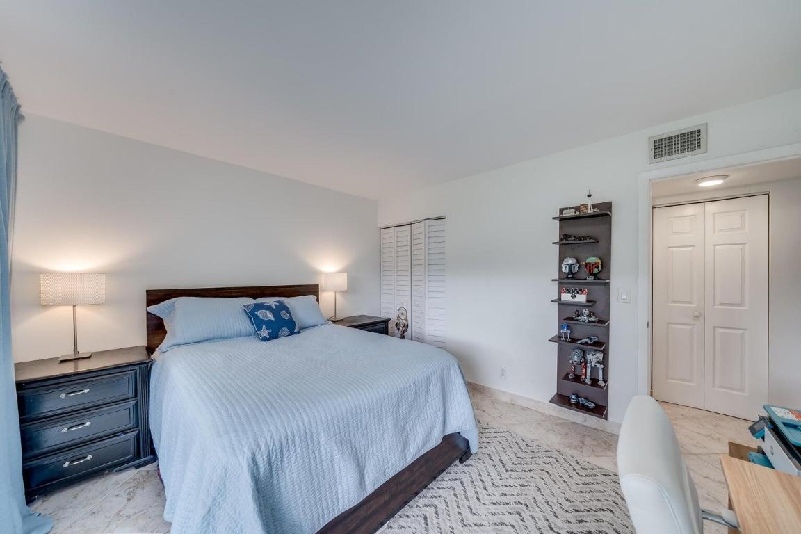 3939 NE 5th Avenue D103, Boca Raton Unit: D103