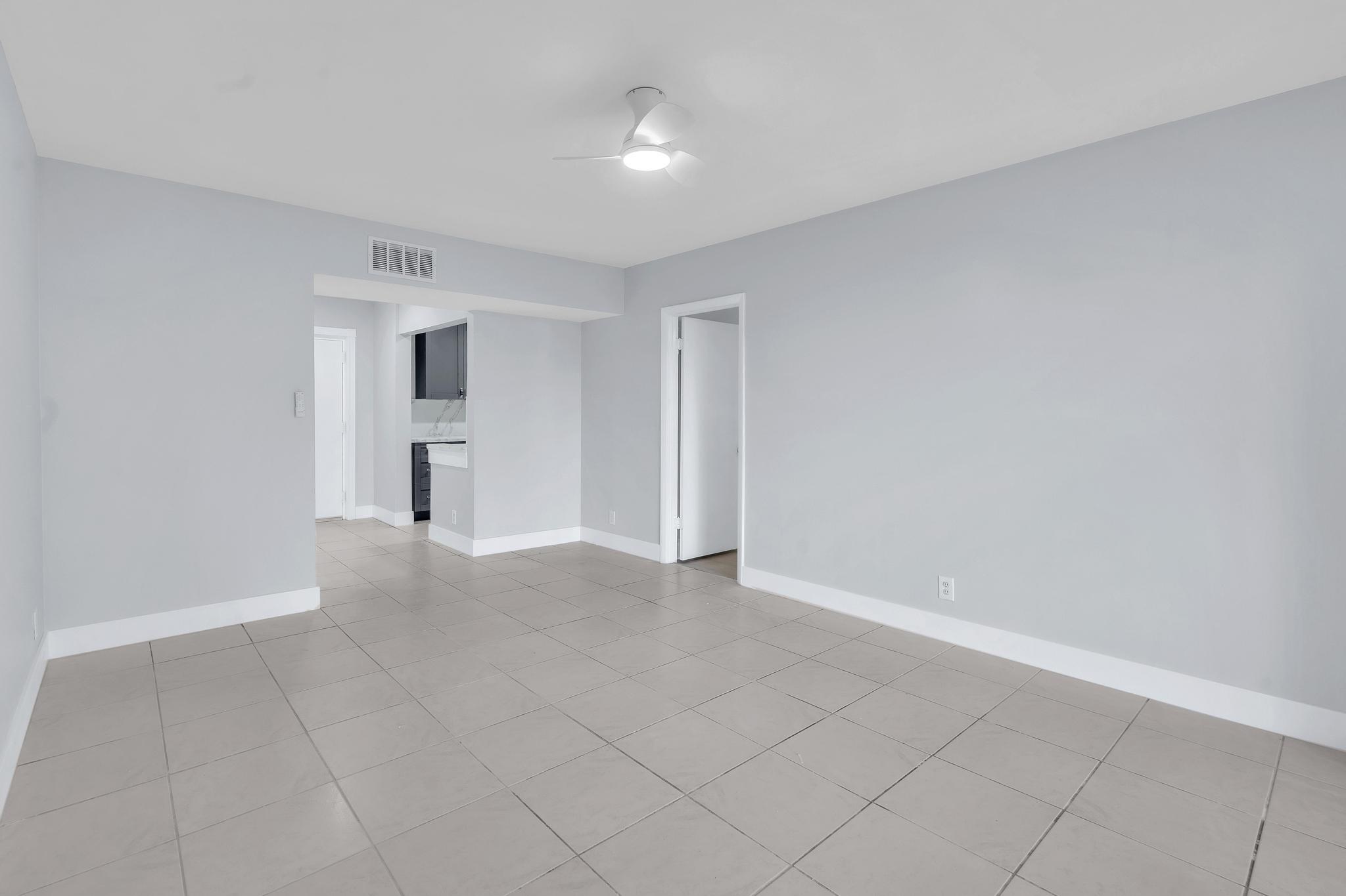 450 NW 20th Street 312, Boca Raton Unit: 312