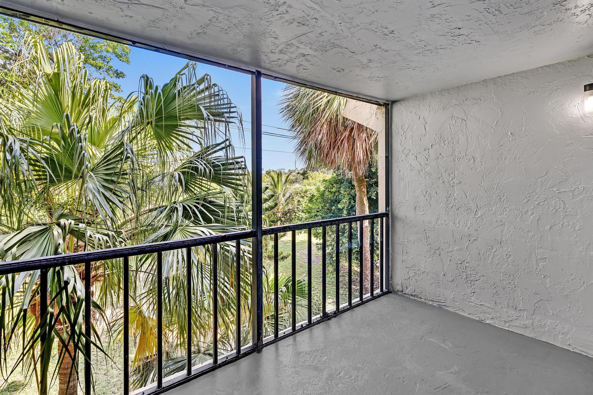 450 NW 20th Street 312, Boca Raton Unit: 312