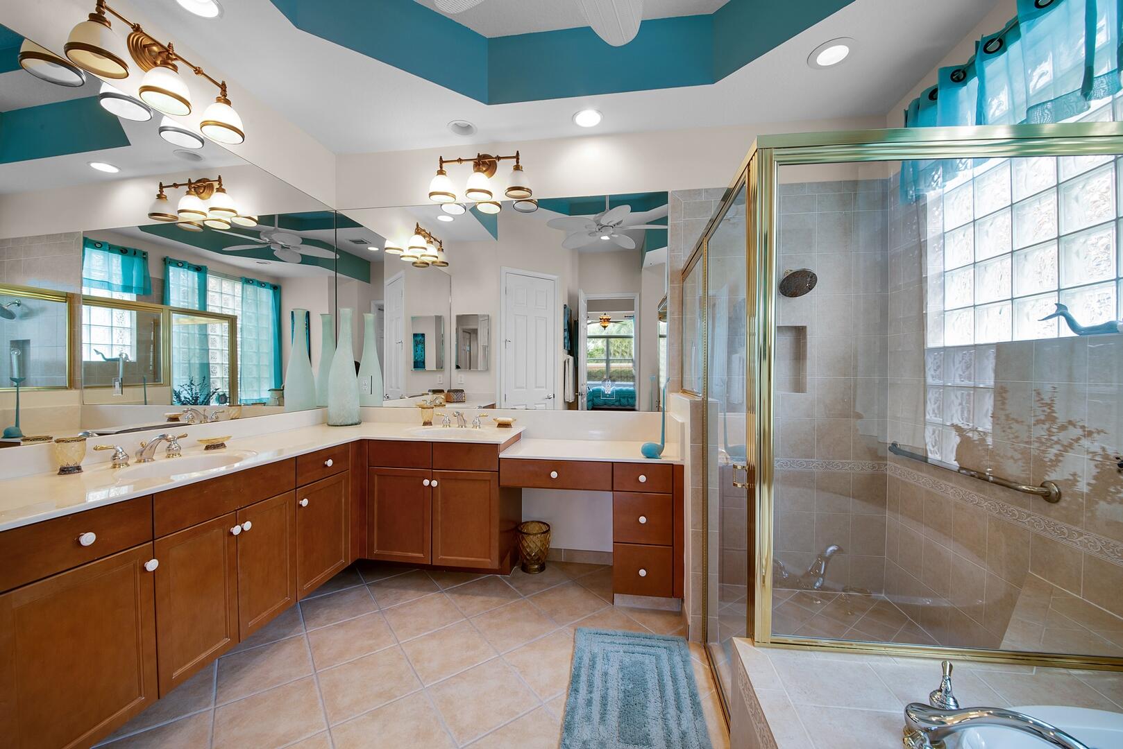 9373 Via Elegante, Wellington