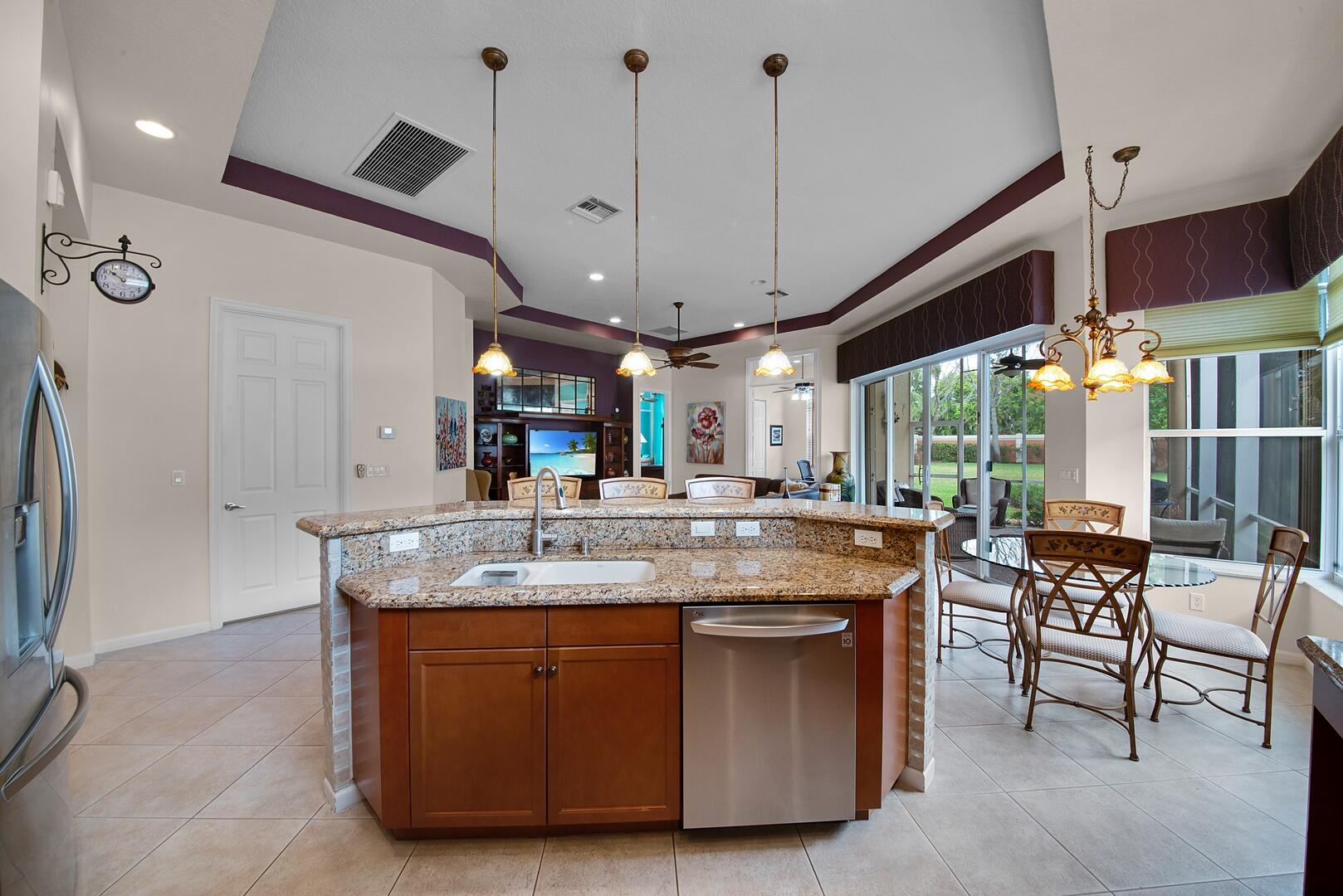 9373 Via Elegante, Wellington