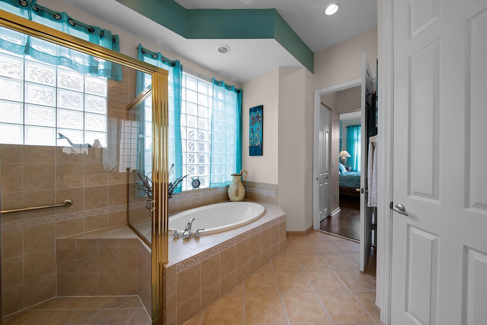 9373 Via Elegante, Wellington